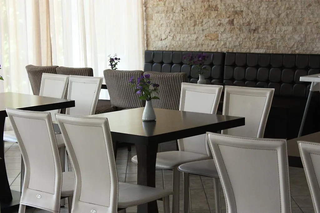 Hotel Cariatis Nea Kallikrateia