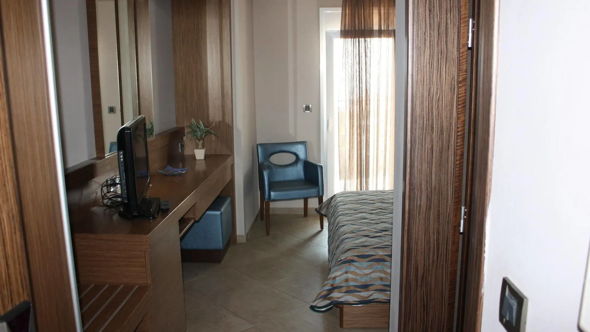 Hotel Cariatis Nea Kallikrateia Greece