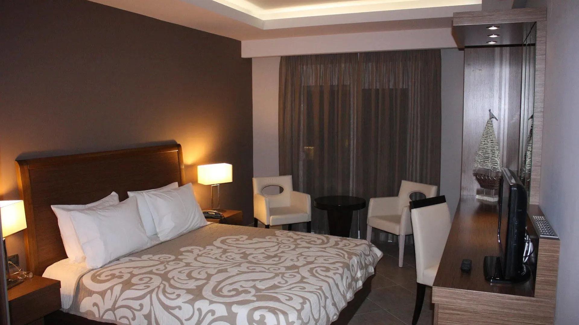 Hotel Cariatis Nea Kallikrateia