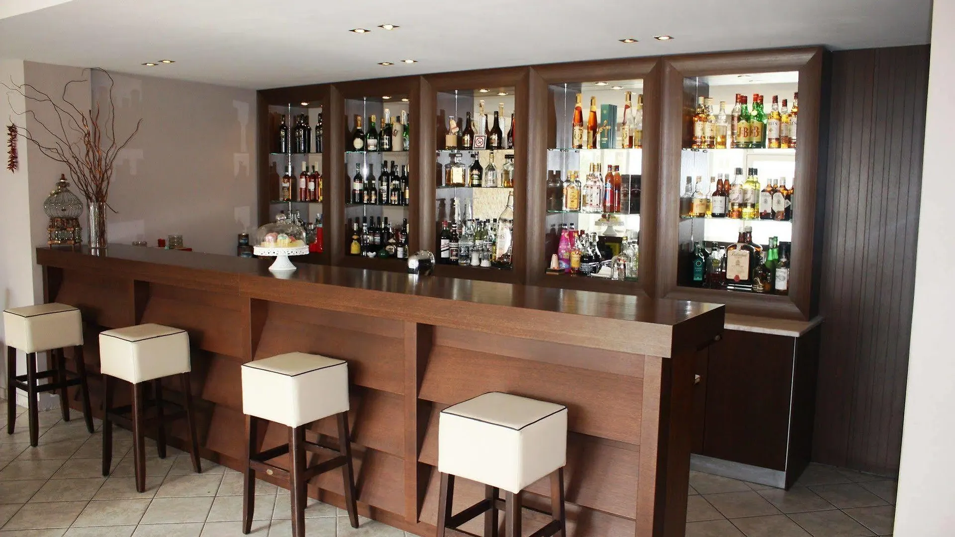 Hotel Cariatis Nea Kallikrateia 2*,  Greece